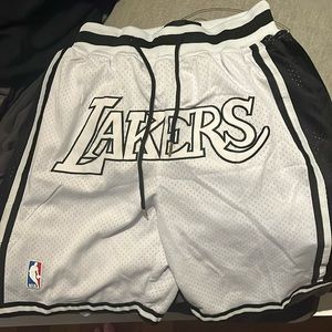 Lakers shorts